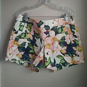 J. CRWE floral shorts.  (A 16 )